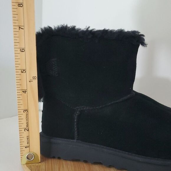 UGG Women's Classic Double Bow Mini Black Suede Ankle Boots Size 6 NWOT - Picture 5 of 13